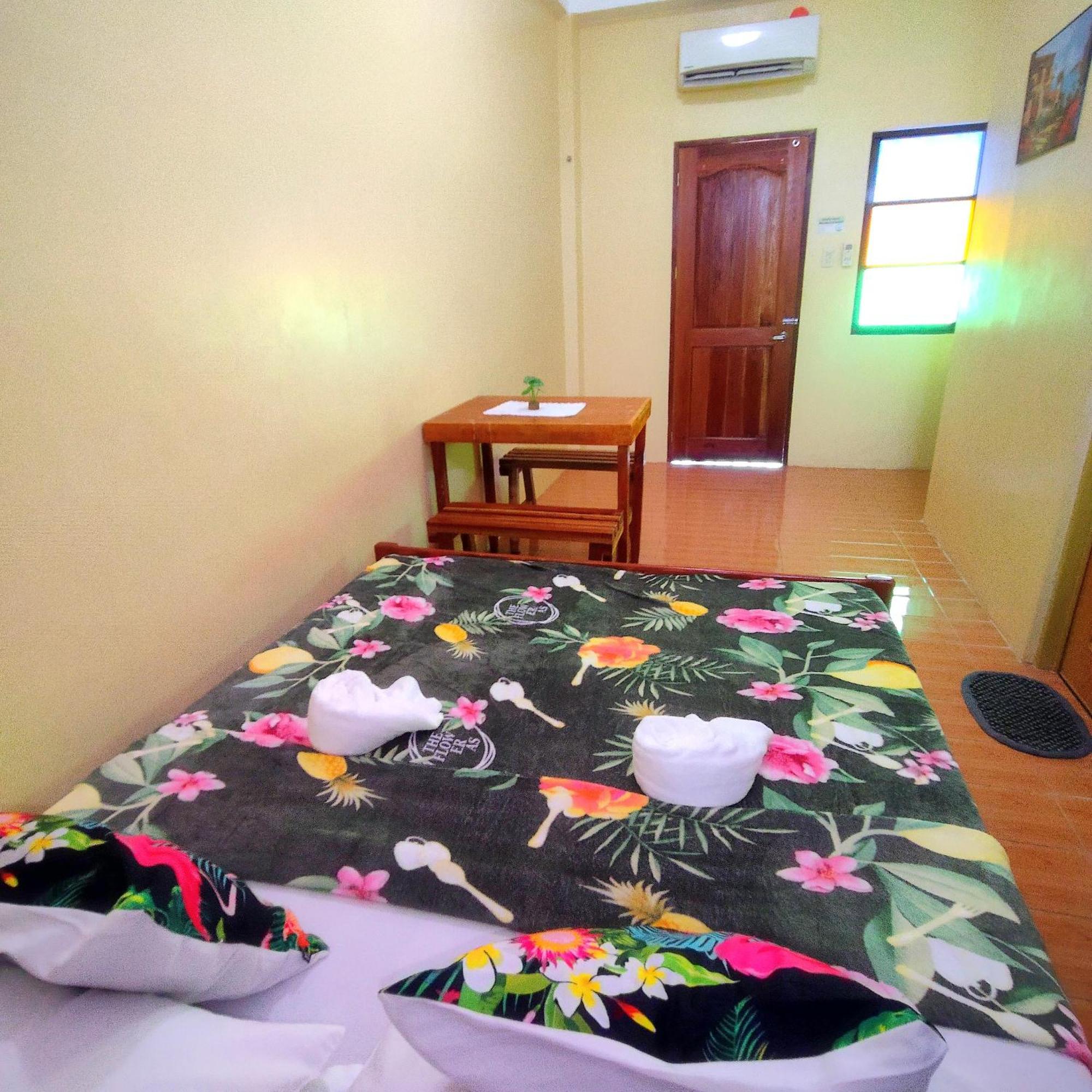 Pamujo Hostel Baclayon Стая снимка